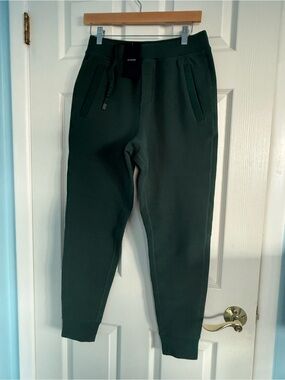 Ten Thousand Recover Pant Joggers Pine Green NWT Small S